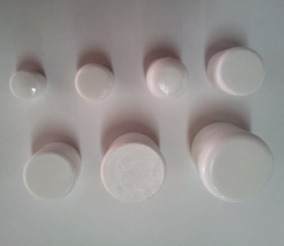 CHAIR TIP 19MM WHITE PLASTIC 0.45 ScottsFRP